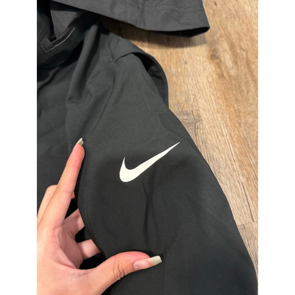 Nike Women’s Hypershield Hyperadapt Jacket Trench… - image 8